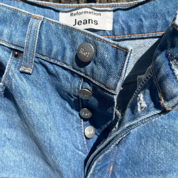 REFORMATION Cynthia High Rise Straight Jean Shasta Destroyed Size 23 - Picture 8 of 14